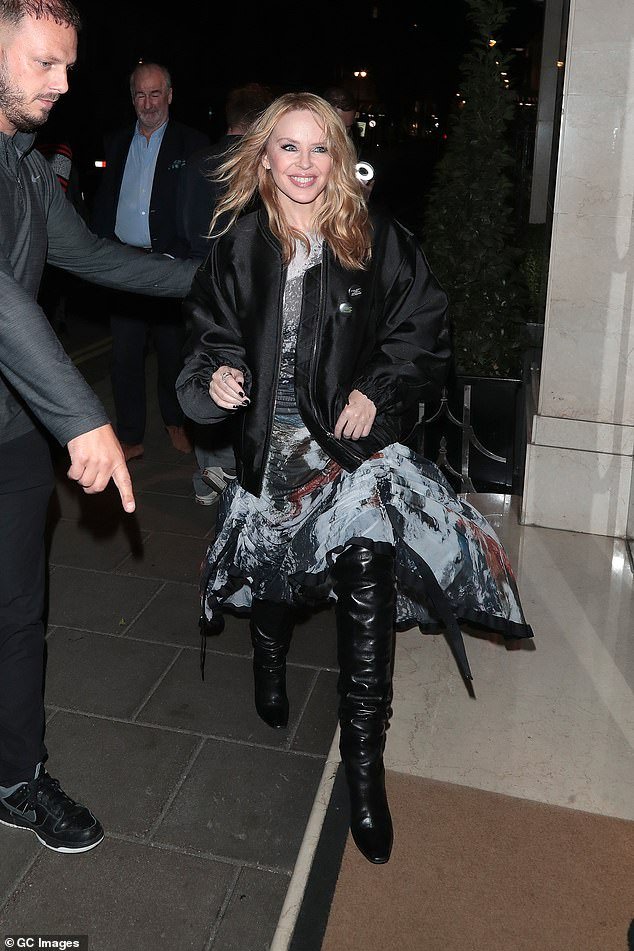 Misc Celebs - FMBs and Leather #seO9gb0H