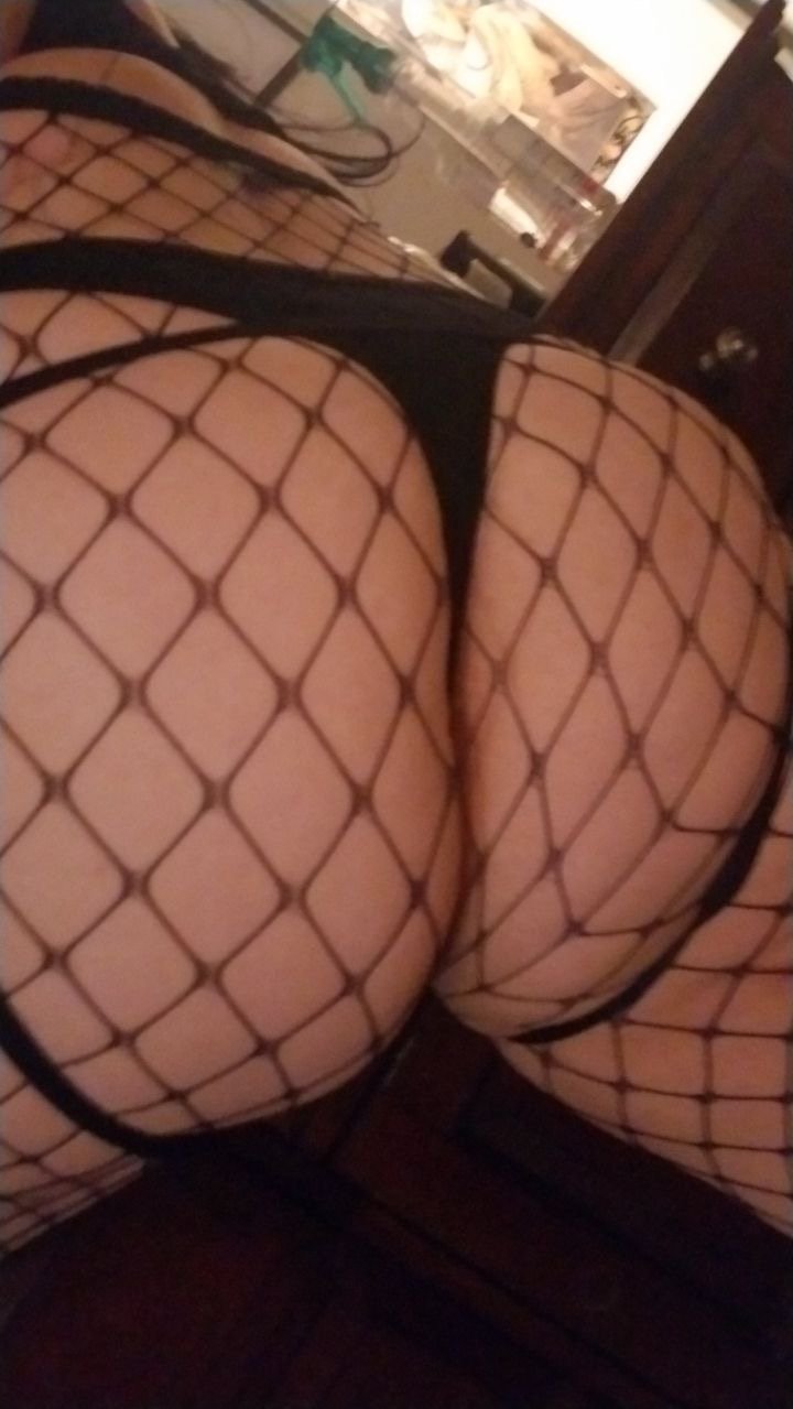 Tinder Slut #zGrHgwK1