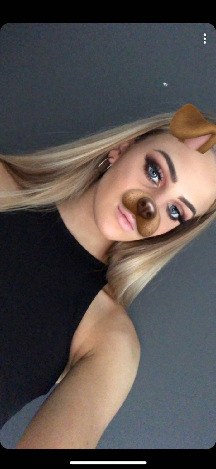 Exposed slut #2e0mXqu4