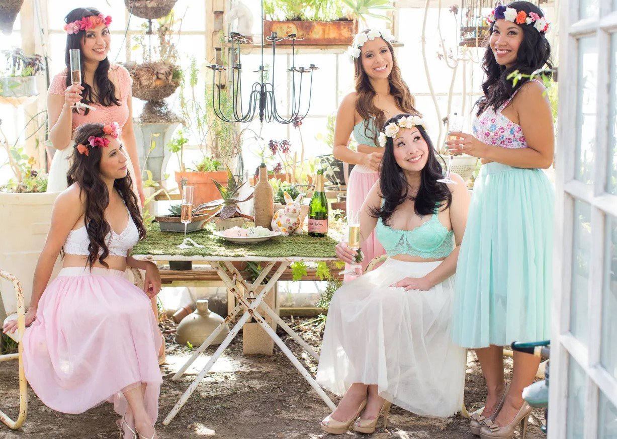 Unconfirmed Latinas #zJitEm9G
