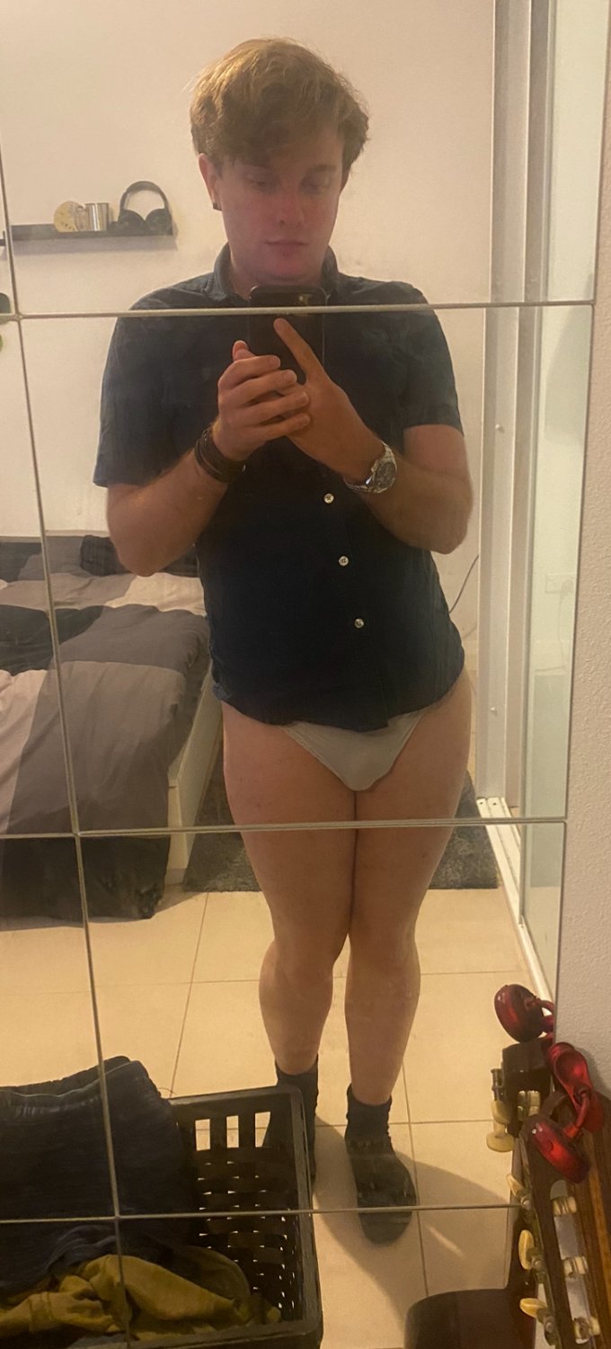 Aussie Sissy Calum needs as much Exposure as possible - kik: Turbulence5 - (3. Gallery) #FgMfpXxO