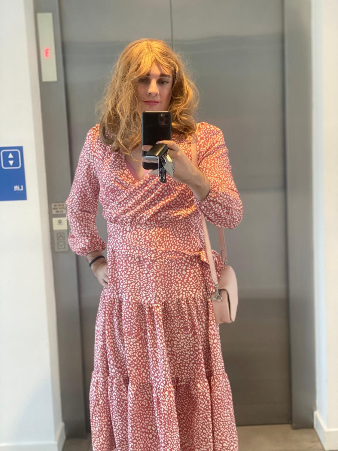 Aussie Sissy Calum needs as much Exposure as possible - kik: Turbulence5 - (3. Gallery) #JhQRIxiu