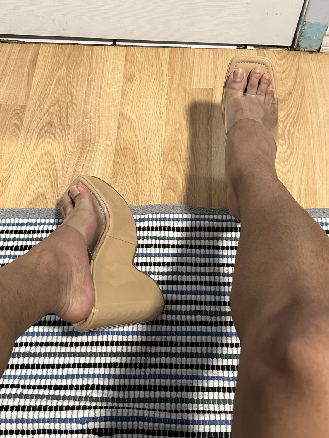 I get so turned on wearing heels.. #4sJeU1tR